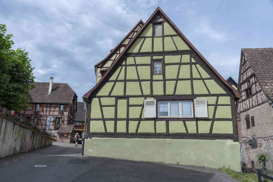 Francia - Alsacia 253 - Hunawihr.jpg